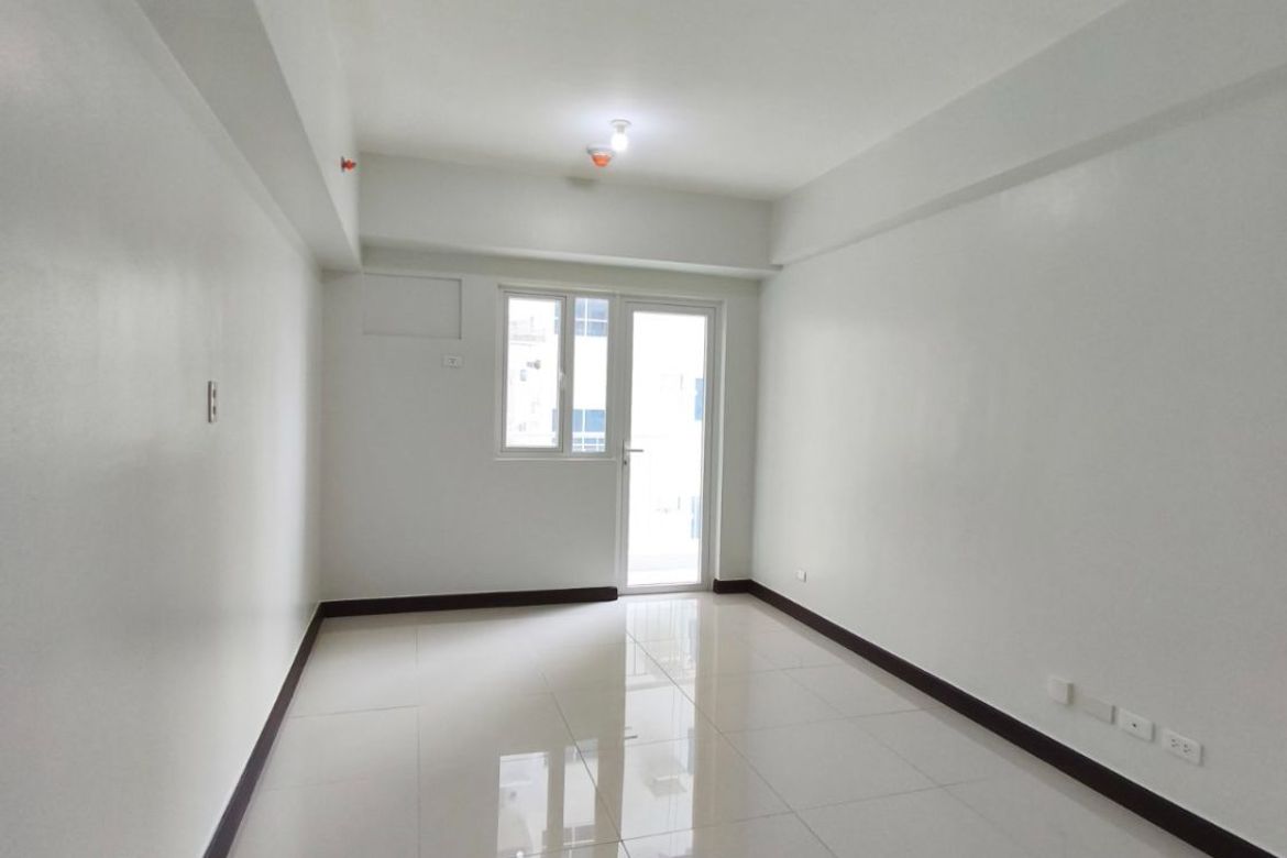 House for Sale in Quantum Residences, Barangay 49, Pasay, Metro Manila near LRT-1 Gil Puyat – photo 7