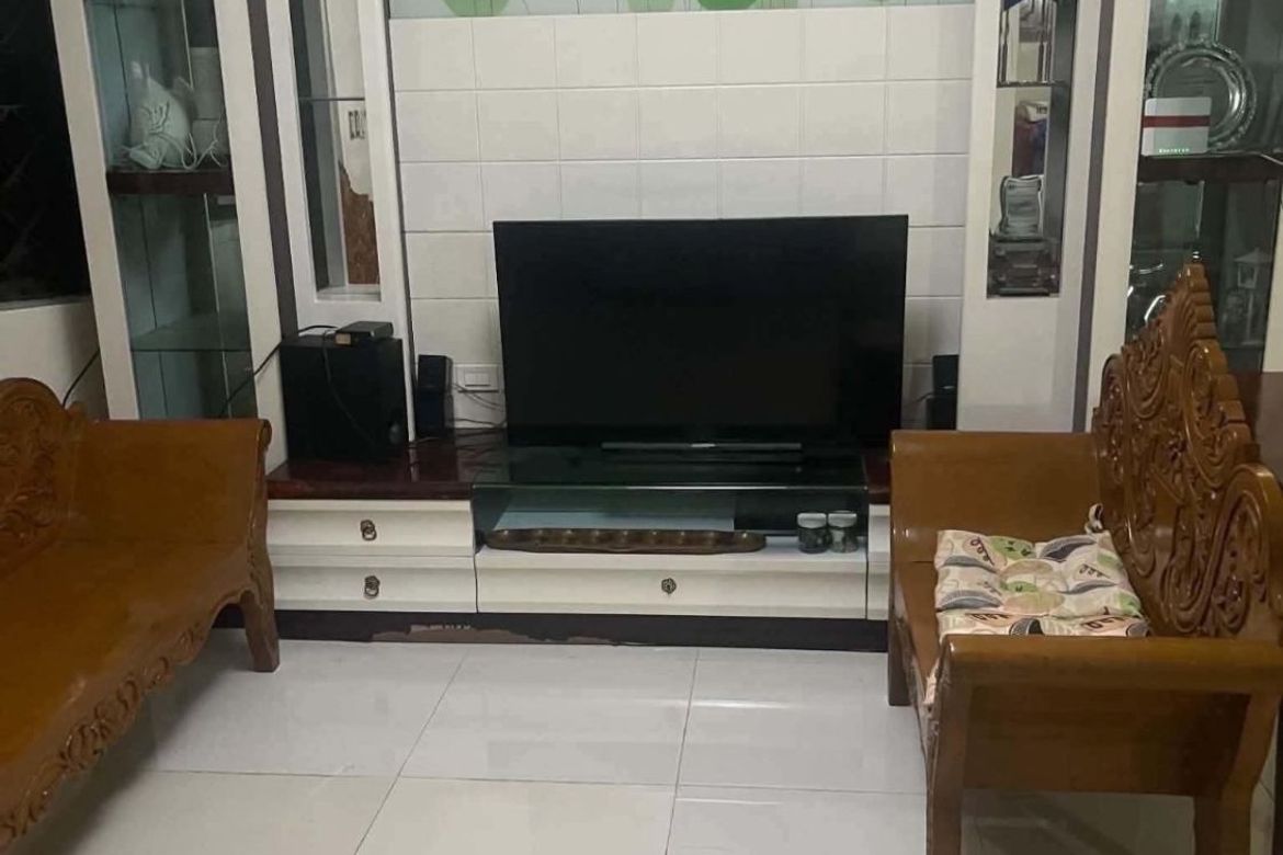 House for Sale in San Antonio, Parañaque, Metro Manila – photo 2