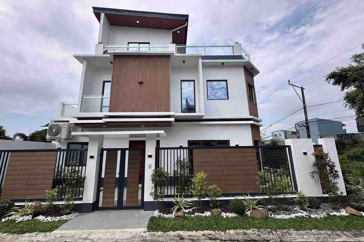 House for Sale in San Isidro, Antipolo, Rizal