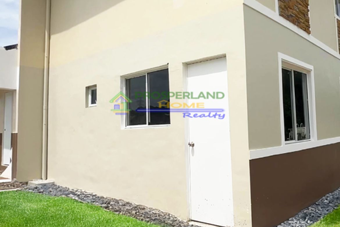 House for Sale in San Roque, Santo Tomas, Batangas