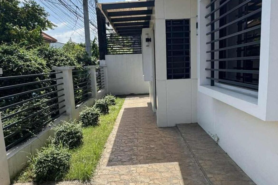 House for Sale in Santo Domingo, Cainta, Rizal – photo 6