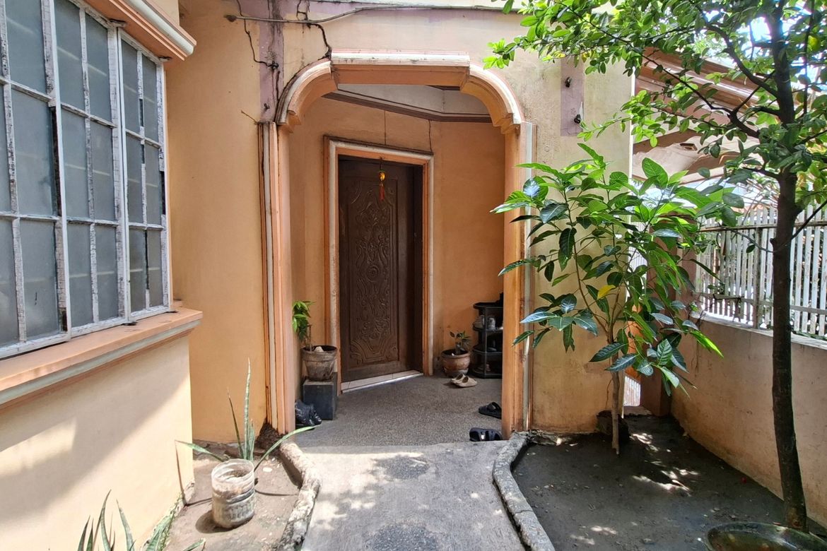 House for Sale in Santo Tomas, Biñan, Laguna
