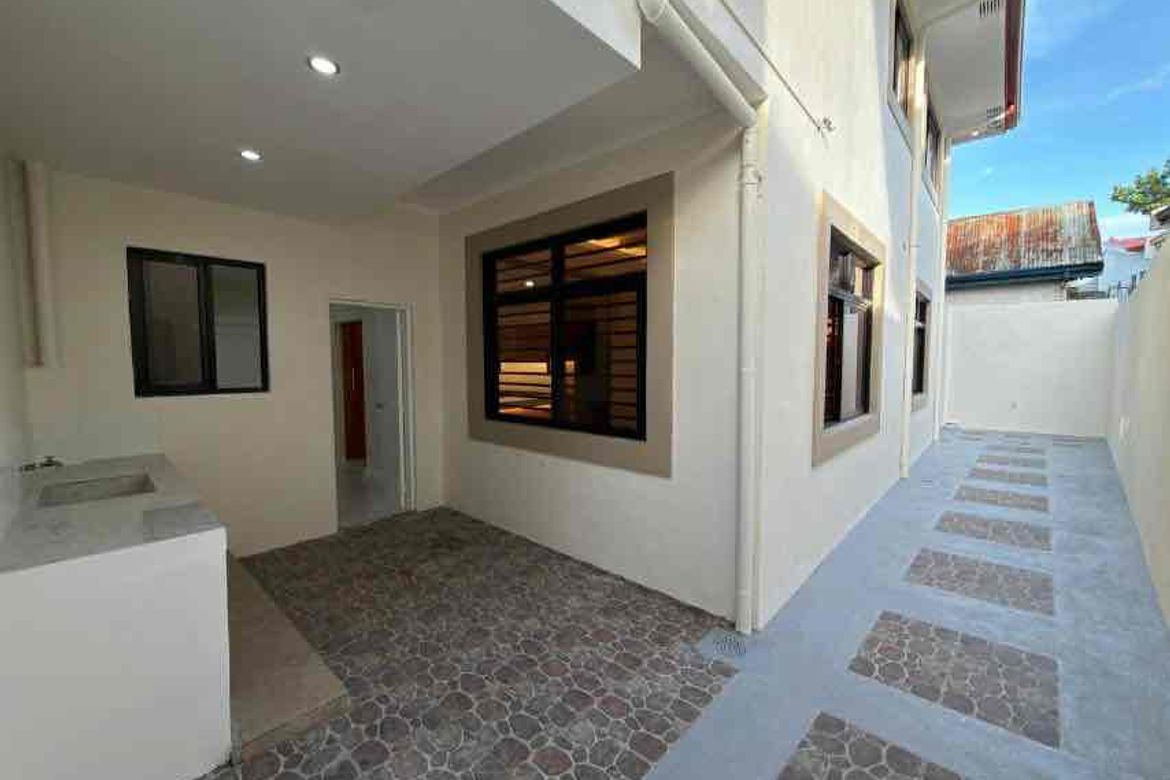 House for Sale in Talon Dos, Las Piñas, Metro Manila – photo 8