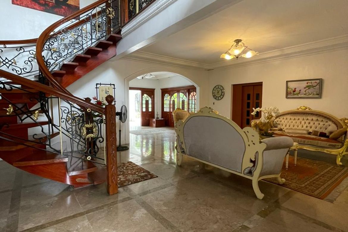 House for Sale in Ugong, Pasig, Metro Manila – photo 2