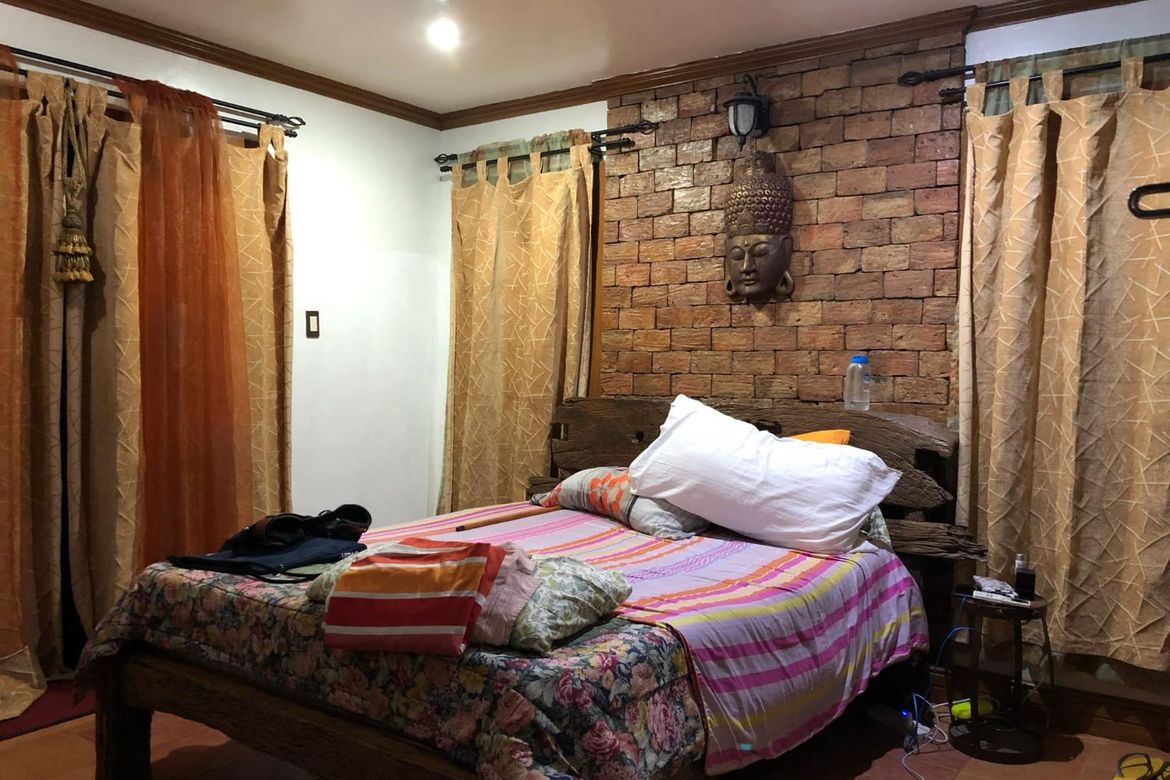 House for Sale in Wawa, Taguig, Metro Manila – photo 4