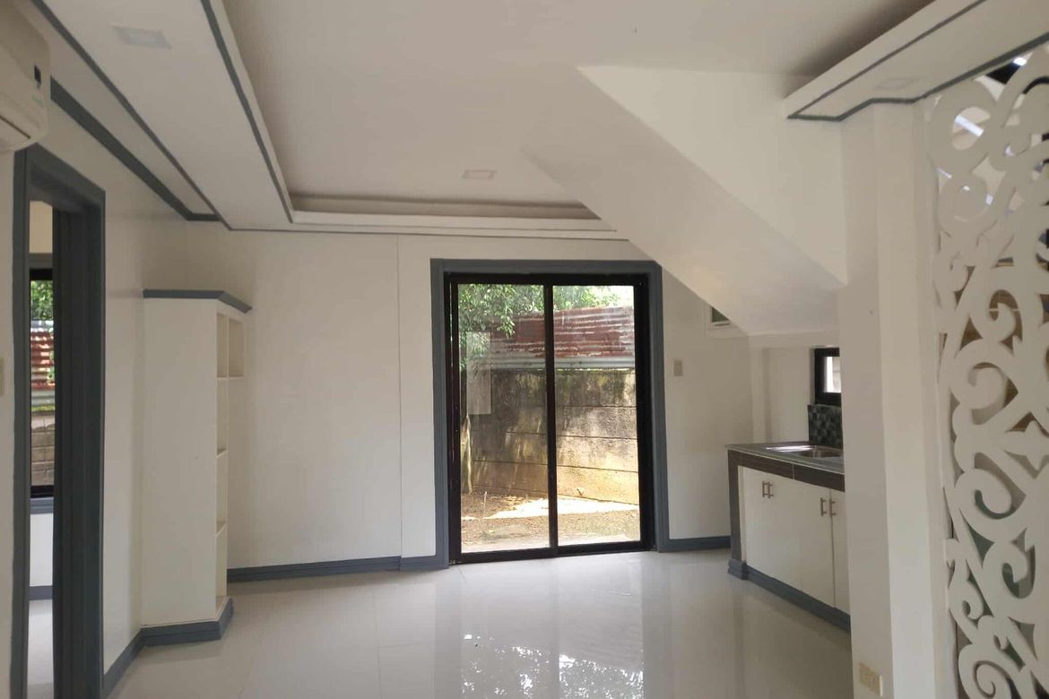 House for Sale in West Beverly Hills, Langkaan I, Dasmariñas, Cavite – photo 2