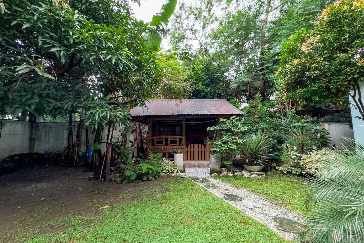 House for Sale in Western Bicutan, Taguig, Metro Manila