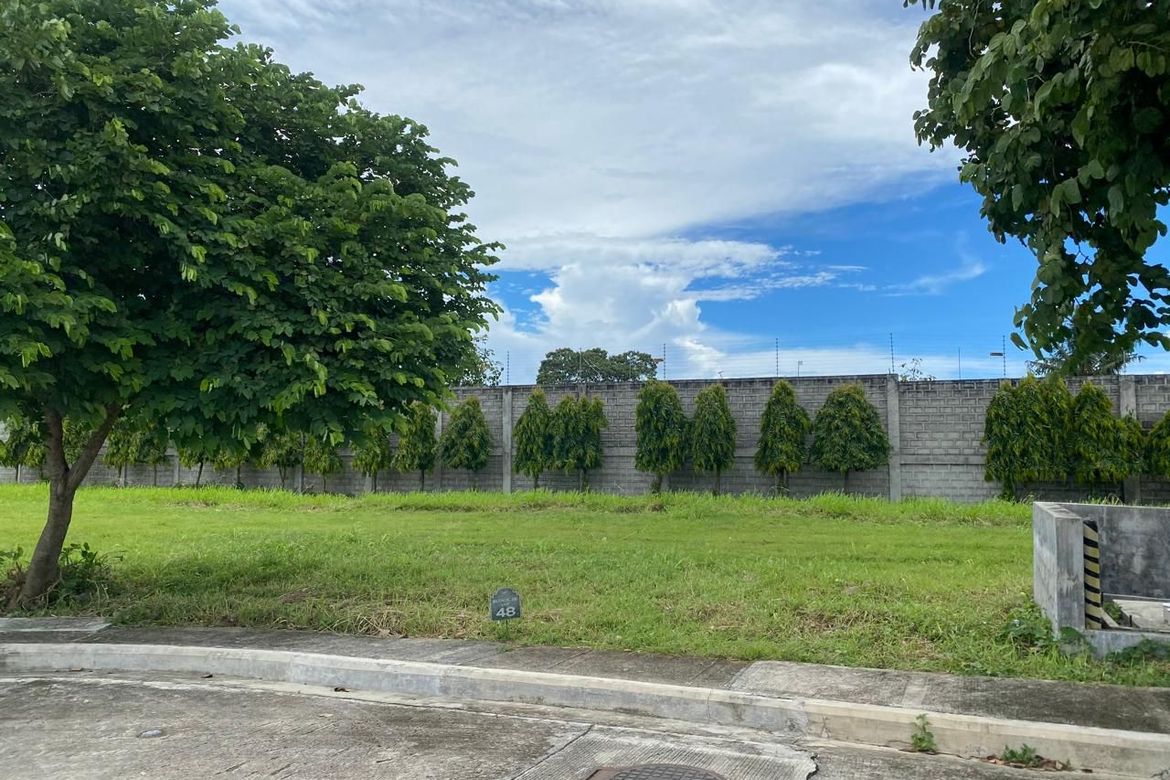 Land for Sale in Alabang West Village, Almanza Dos, Las Piñas, Metro Manila