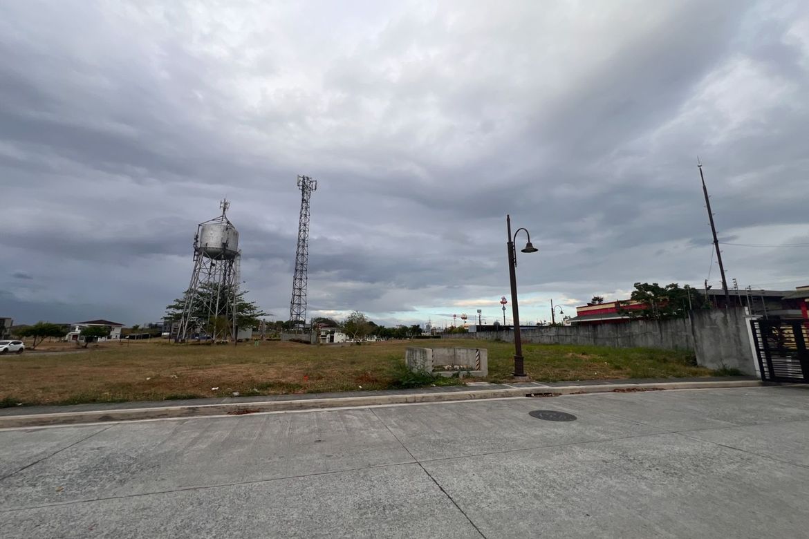 Land for Sale in Alabang West Village, Almanza Dos, Las Piñas, Metro Manila – photo 2