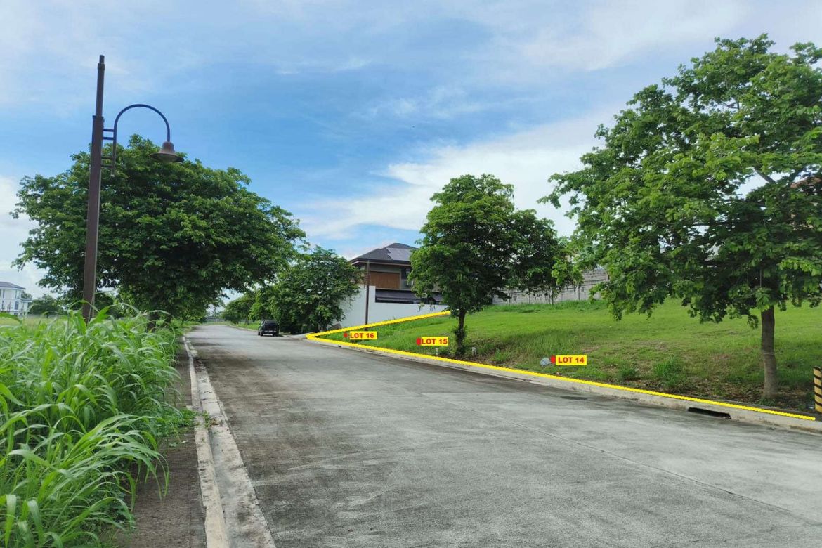 Land for Sale in Alabang West Village, Almanza Dos, Las Piñas, Metro Manila