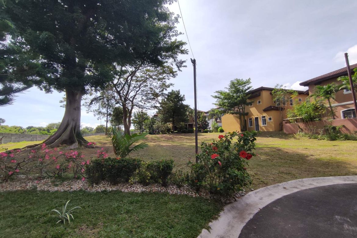 Land for Sale in Almanza Dos, Las Piñas, Metro Manila – photo 2