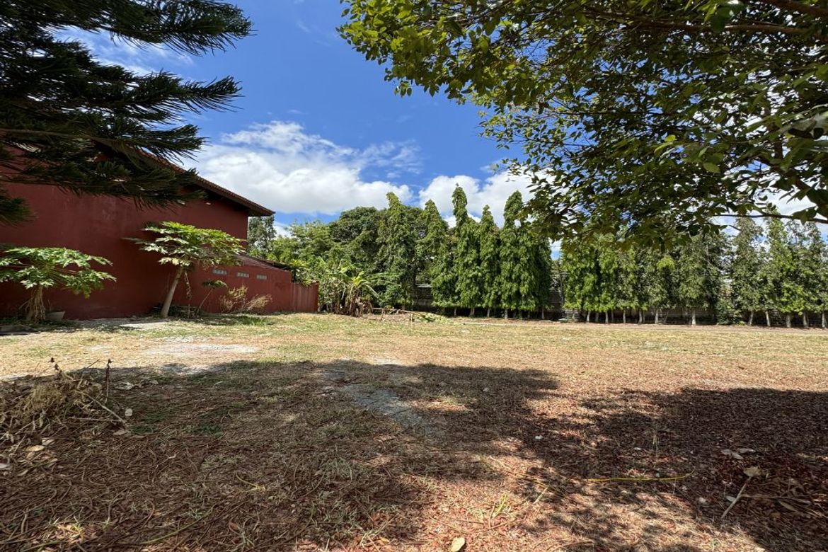 Land for Sale in Almanza Dos, Las Piñas, Metro Manila – photo 2