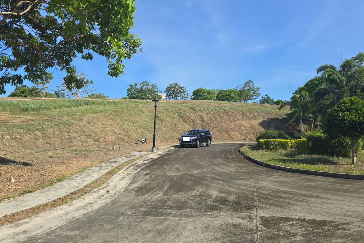 Land for Sale in Ayala Westgrove Heights, Inchican, Silang, Cavite – photo 4