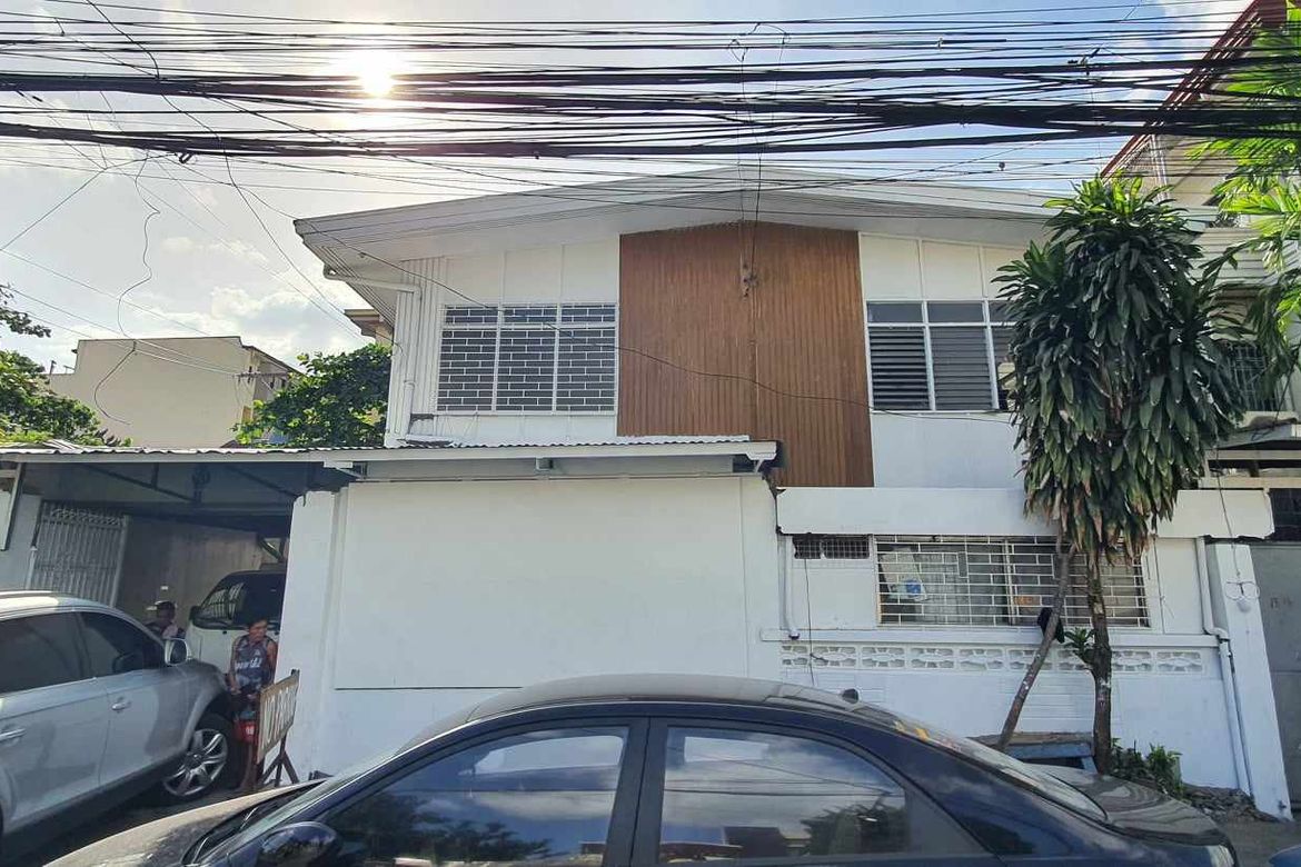 Land for Sale in Bangkal, Makati City near MRT-3 Magallanes