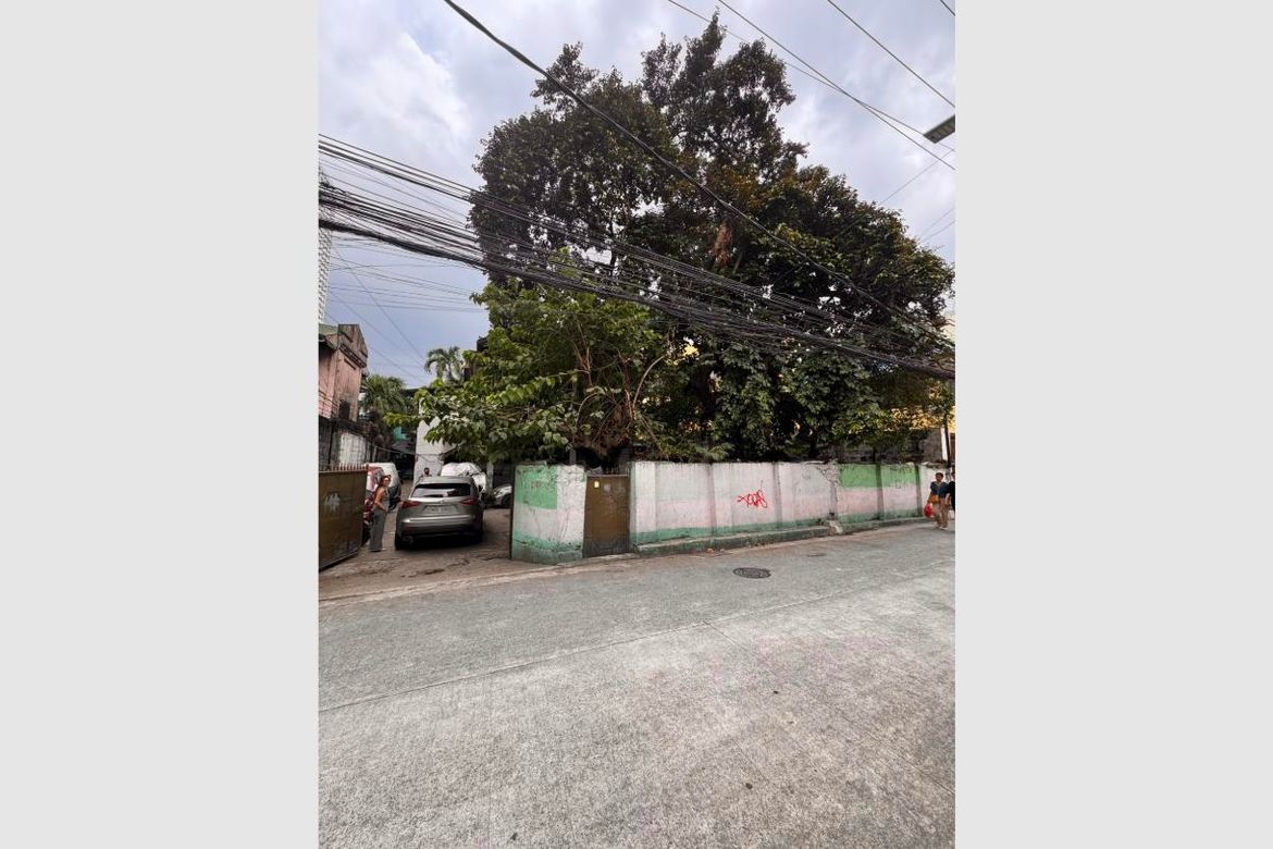 Land for Sale in Barangay 23, Pasay, Metro Manila near LRT-1 Gil Puyat