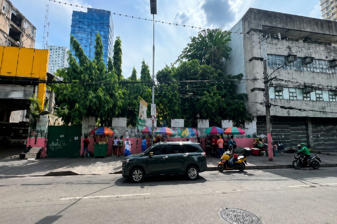 Land for Sale in Barangay 40, Pasay, Metro Manila near LRT-1 Gil Puyat
