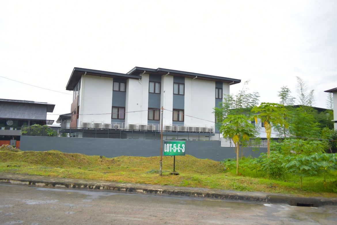 Land for Sale in Batasan Hills, Quezon City, Metro Manila – photo 4