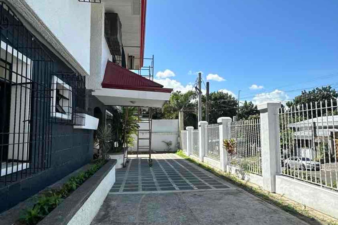 Land for Sale in Batasan Hills, Quezon City, Metro Manila – photo 3