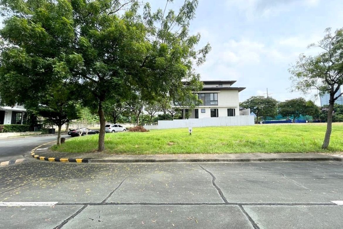Land for Sale in BGC, Taguig, Metro Manila – photo 4