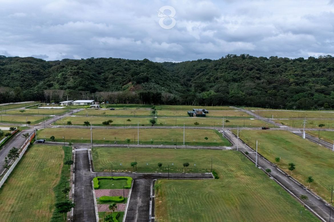 Land for Sale in Broadfield, Santa Rosa, Laguna