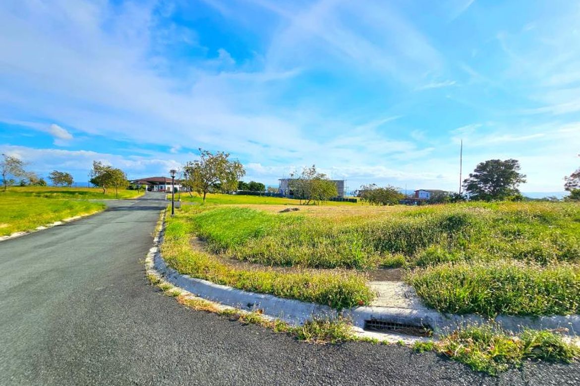 Land for Sale in Calabuso, Tagaytay, Cavite – photo 4
