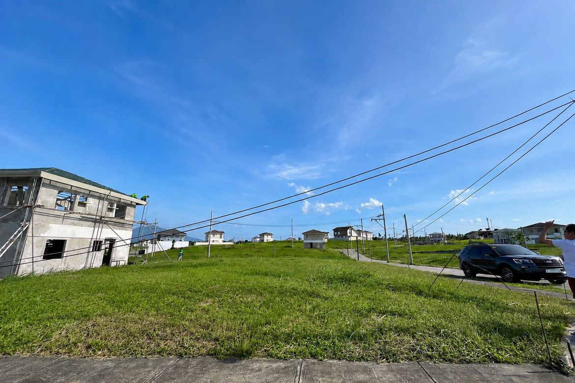 Land for Sale in Canlubang, Calamba, Laguna – photo 3
