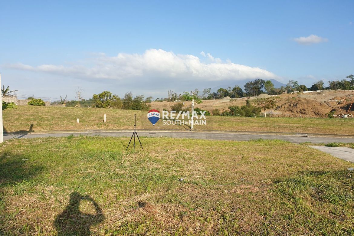 Land for Sale in Canlubang, Calamba, Laguna – photo 3