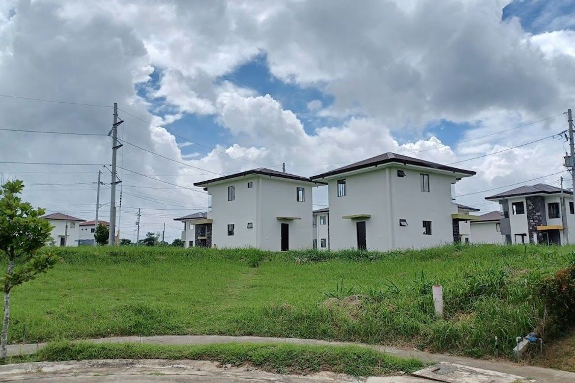 Land for Sale in Canlubang, Calamba, Laguna – photo 3