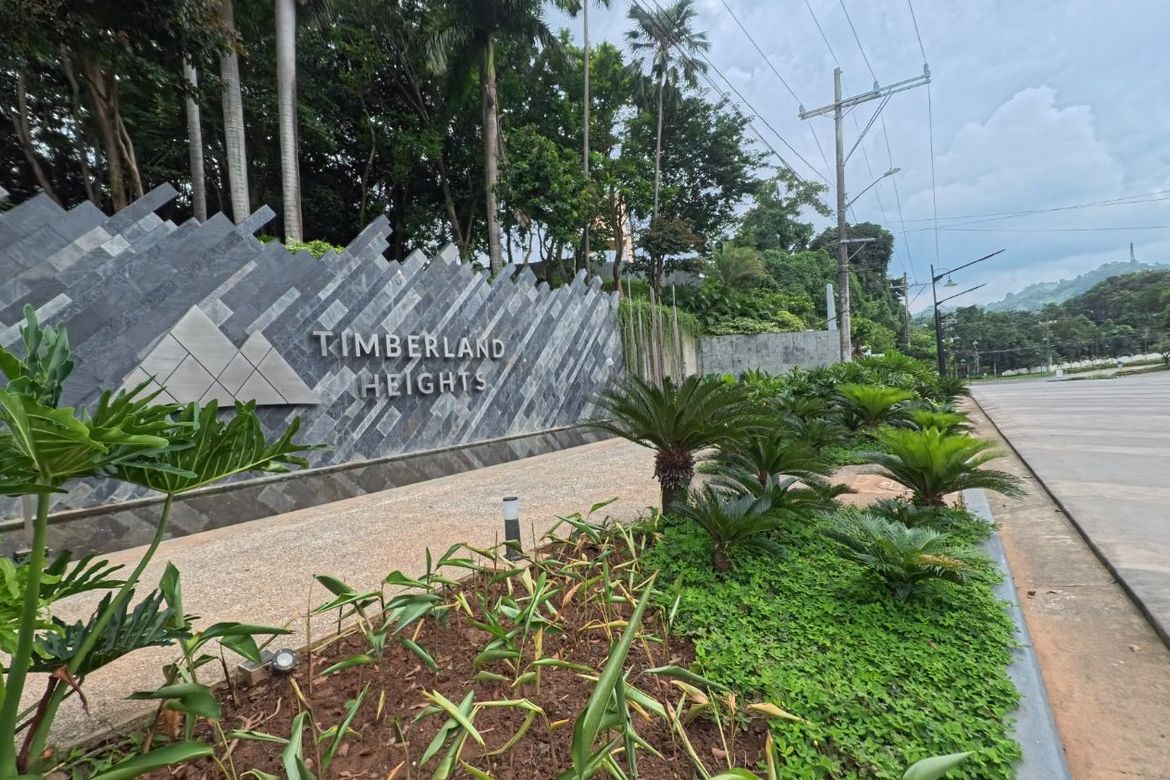 Land for Sale in Celestia at Timberland Heights, Guitnang Bayan II, San Mateo, Rizal