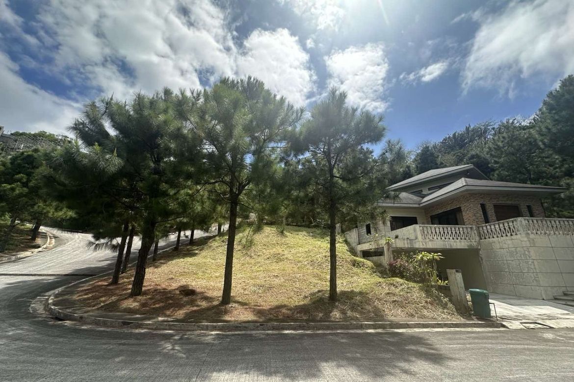 Land for Sale in Crosswinds, Iruhin West, Tagaytay, Cavite