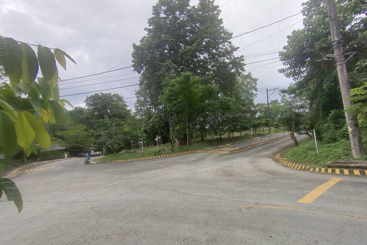 Land for Sale in Cuyambay, Tanay, Rizal
