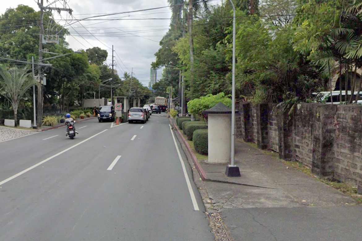 Land for Sale in Dasmariñas North, Makati, Metro Manila near MRT-3 Ayala – photo 4