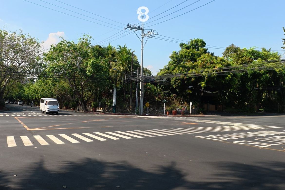 Land for Sale in Dasmariñas North, Makati, Metro Manila near MRT-3 Ayala