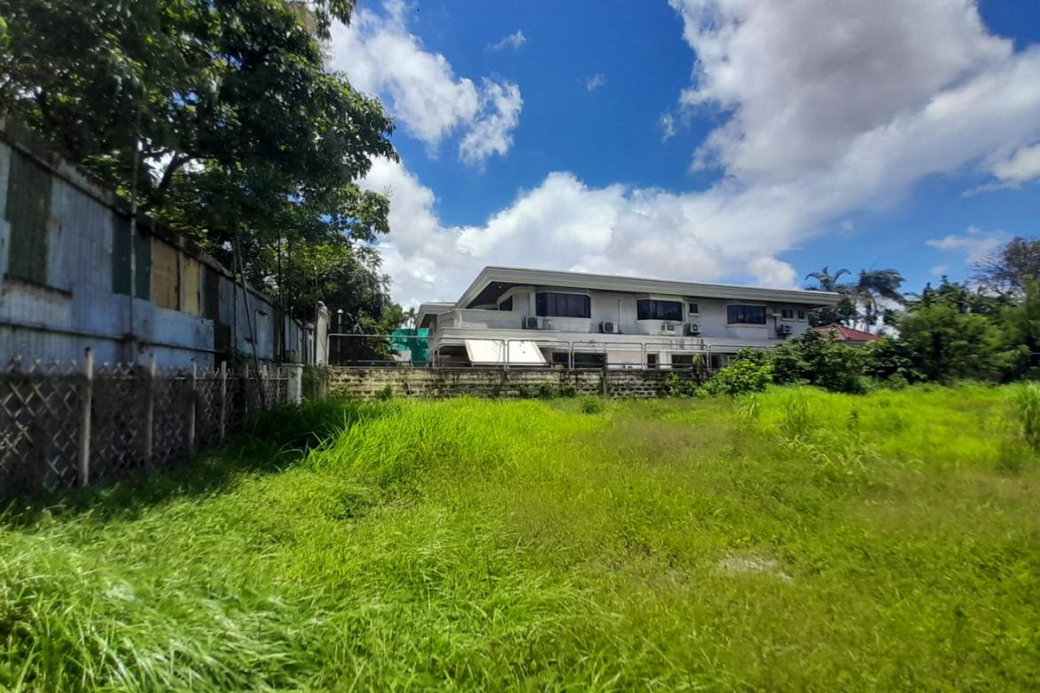 Land for Sale in Dasmariñas Village, Dasmariñas North, Makati, Metro Manila near MRT-3 Magallanes – photo 2