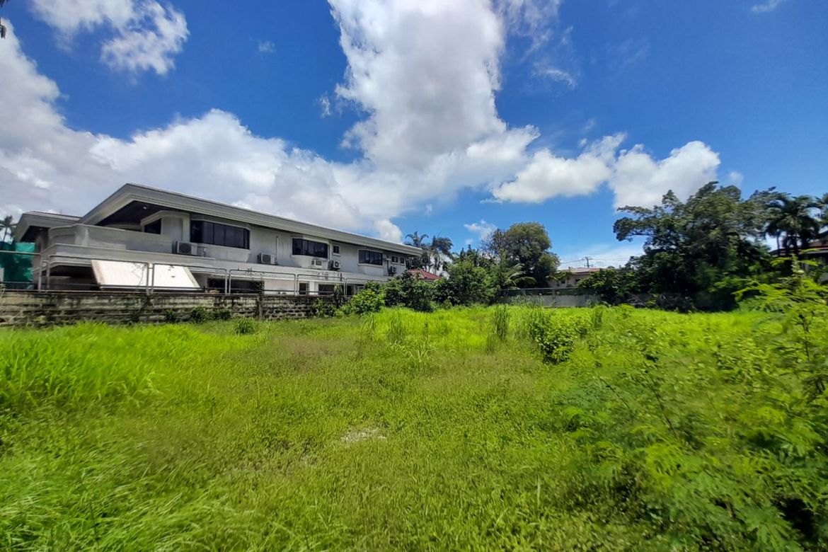 Land for Sale in Dasmariñas Village, Dasmariñas North, Makati, Metro Manila near MRT-3 Magallanes – photo 4
