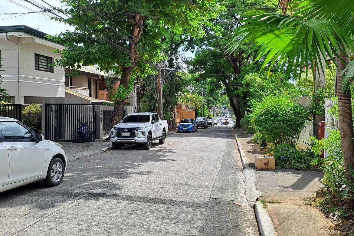 Land for Sale in Industrial Valley, Marikina, Metro Manila near LRT-2 Santolan – photo 2