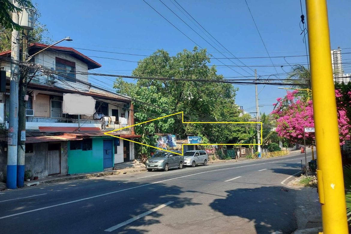 Land for Sale in Kapitolyo, Pasig, Metro Manila