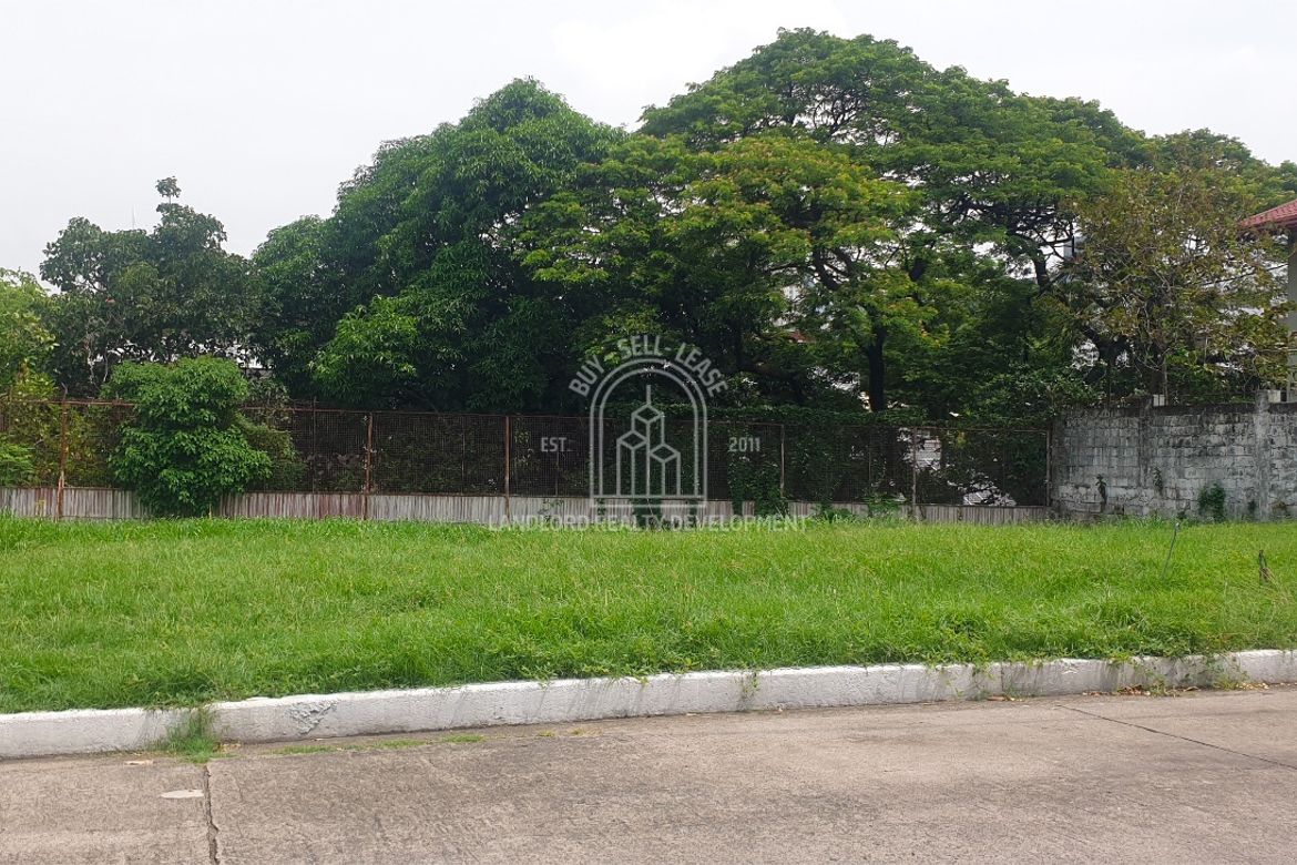 Land for Sale in Kapitolyo, Pasig, Metro Manila