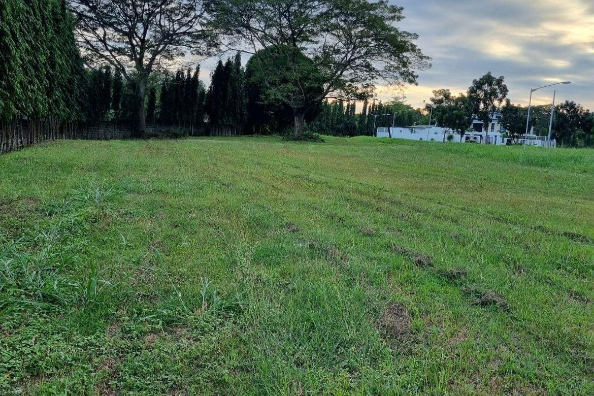 Land for Sale in Lindenwood Residences, Tunasan, Muntinlupa, Metro Manila – photo 3