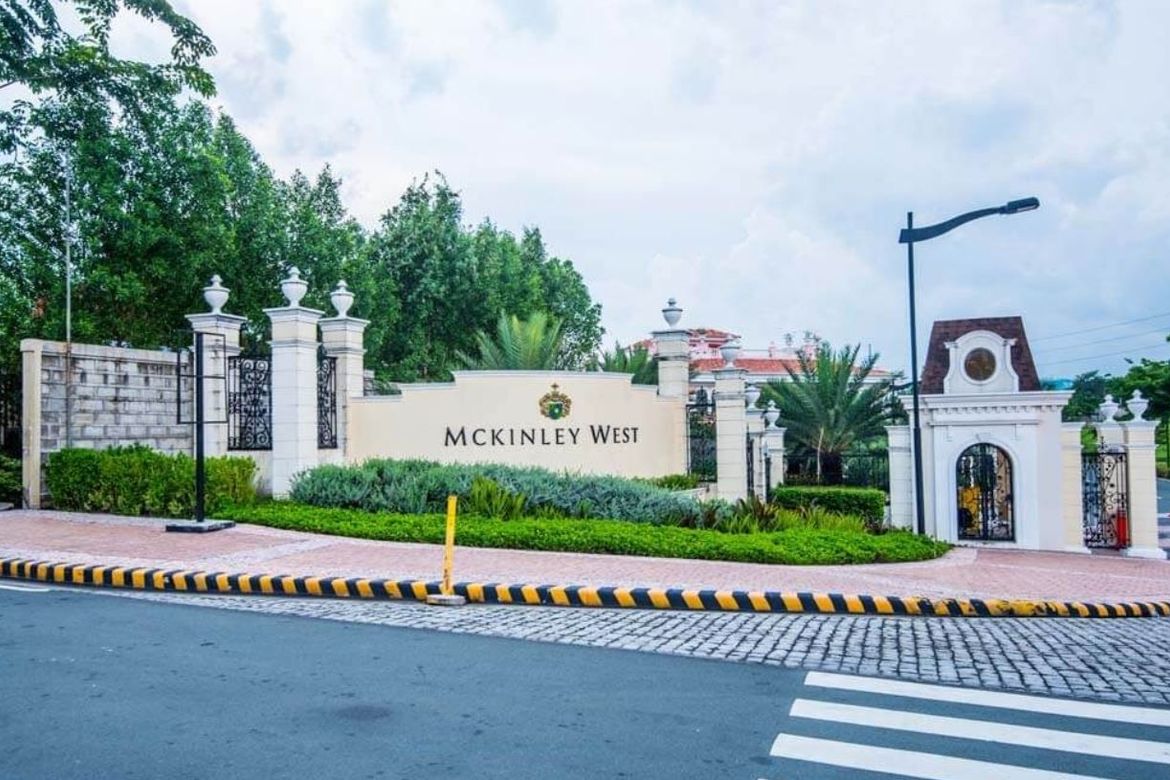 Land for Sale in Mckinley West Village, Pinagsama, Taguig, Metro Manila