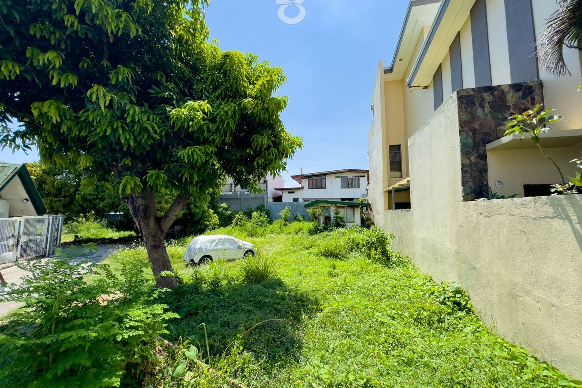 Land for Sale in Merville, Parañaque, Metro Manila – photo 7
