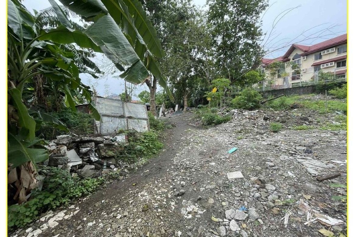 Land for Sale in Merville, Parañaque, Metro Manila