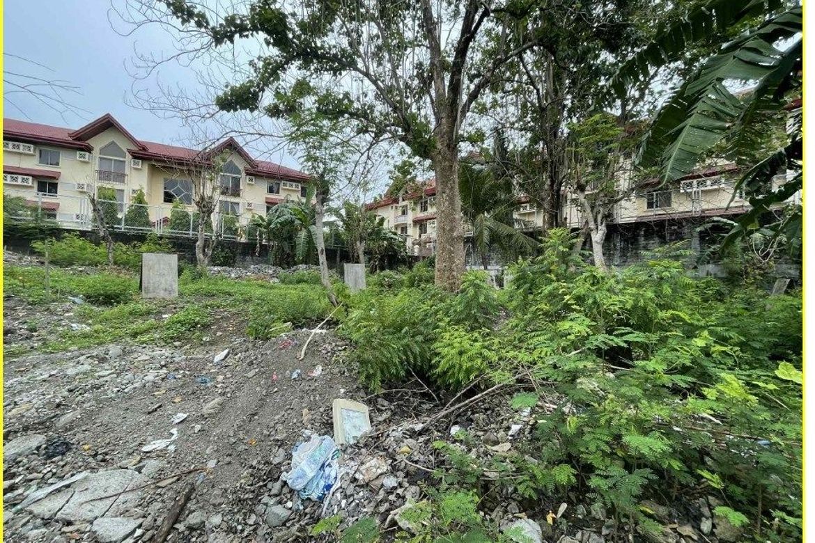 Land for Sale in Merville, Parañaque, Metro Manila – photo 3