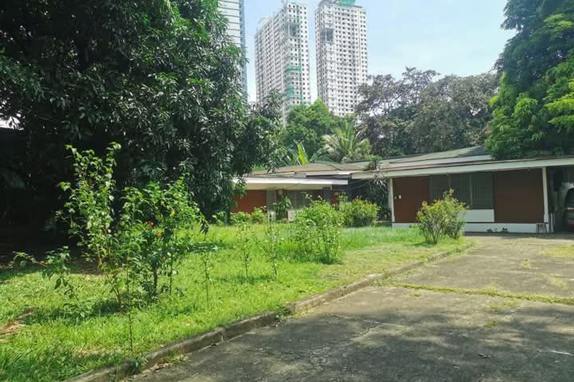 Land for Sale in Nayong Kanluran, Quezon City, Metro Manila