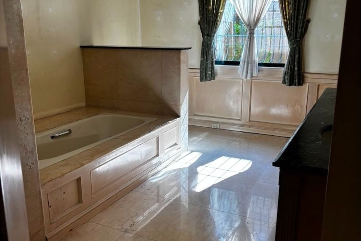 Land for Sale in New Alabang Village, Muntinlupa, Metro Manila – photo 8
