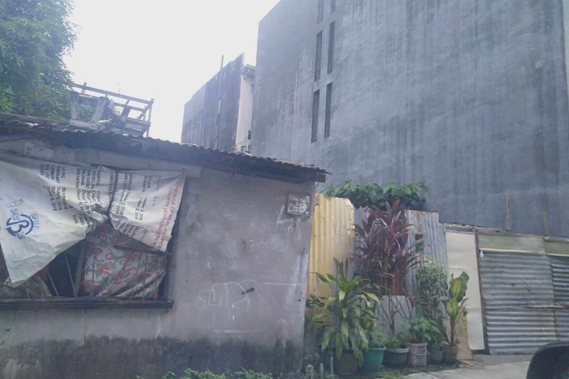 Land for Sale in Pinagkaisahan, Makati, Metro Manila near MRT-3 Buendia
