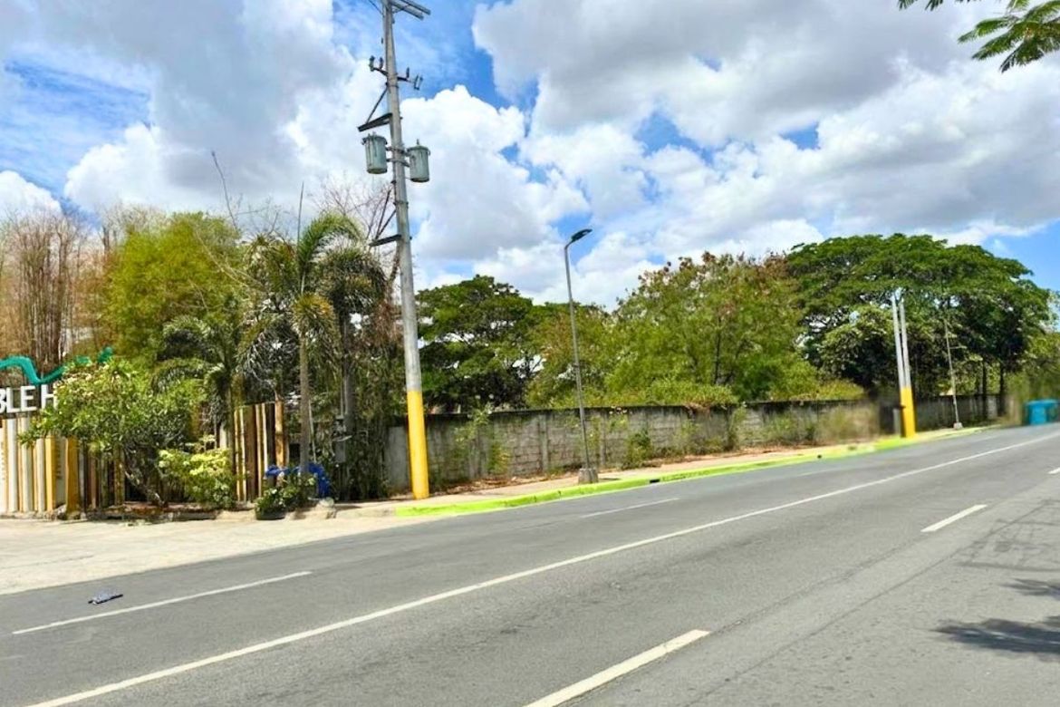 Land for Sale in Poblacion I-A, Imus, Cavite – photo 2