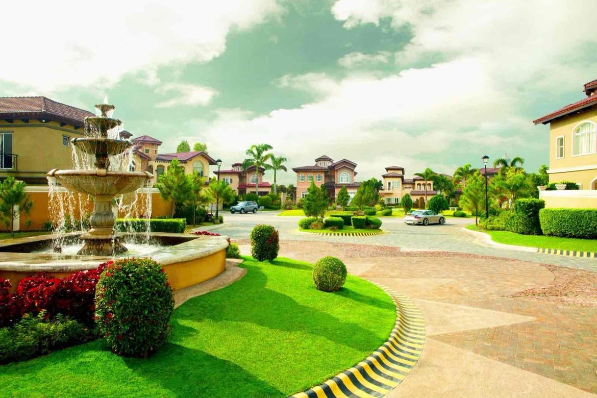Land for Sale in Portofino South, Poblacion, Muntinlupa, Metro Manila – photo 4