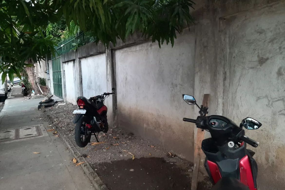 Land for Sale in Sacred Heart, Quezon City, Metro Manila near MRT-3 Kamuning – photo 3