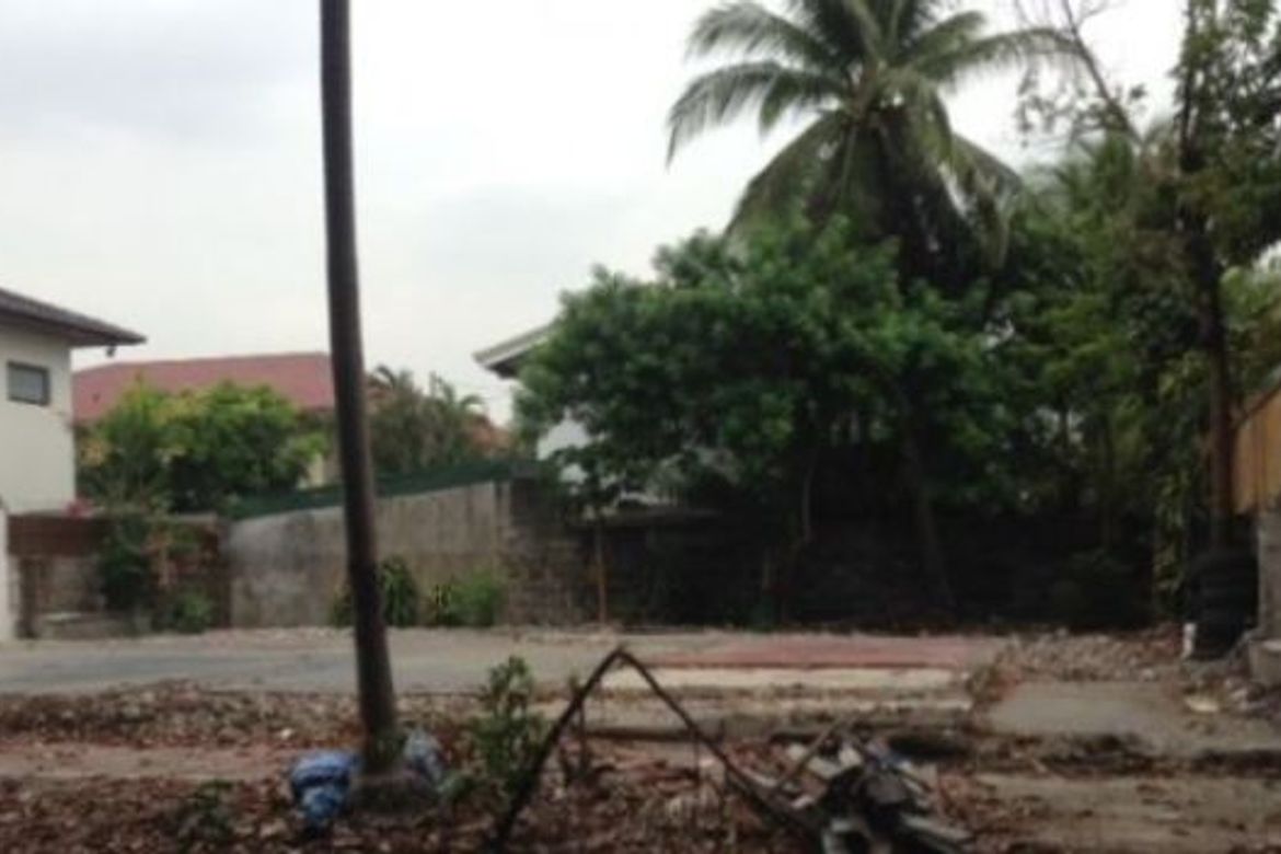 Land for Sale in San Lorenzo, Makati, Metro Manila near MRT-3 Ayala – photo 2